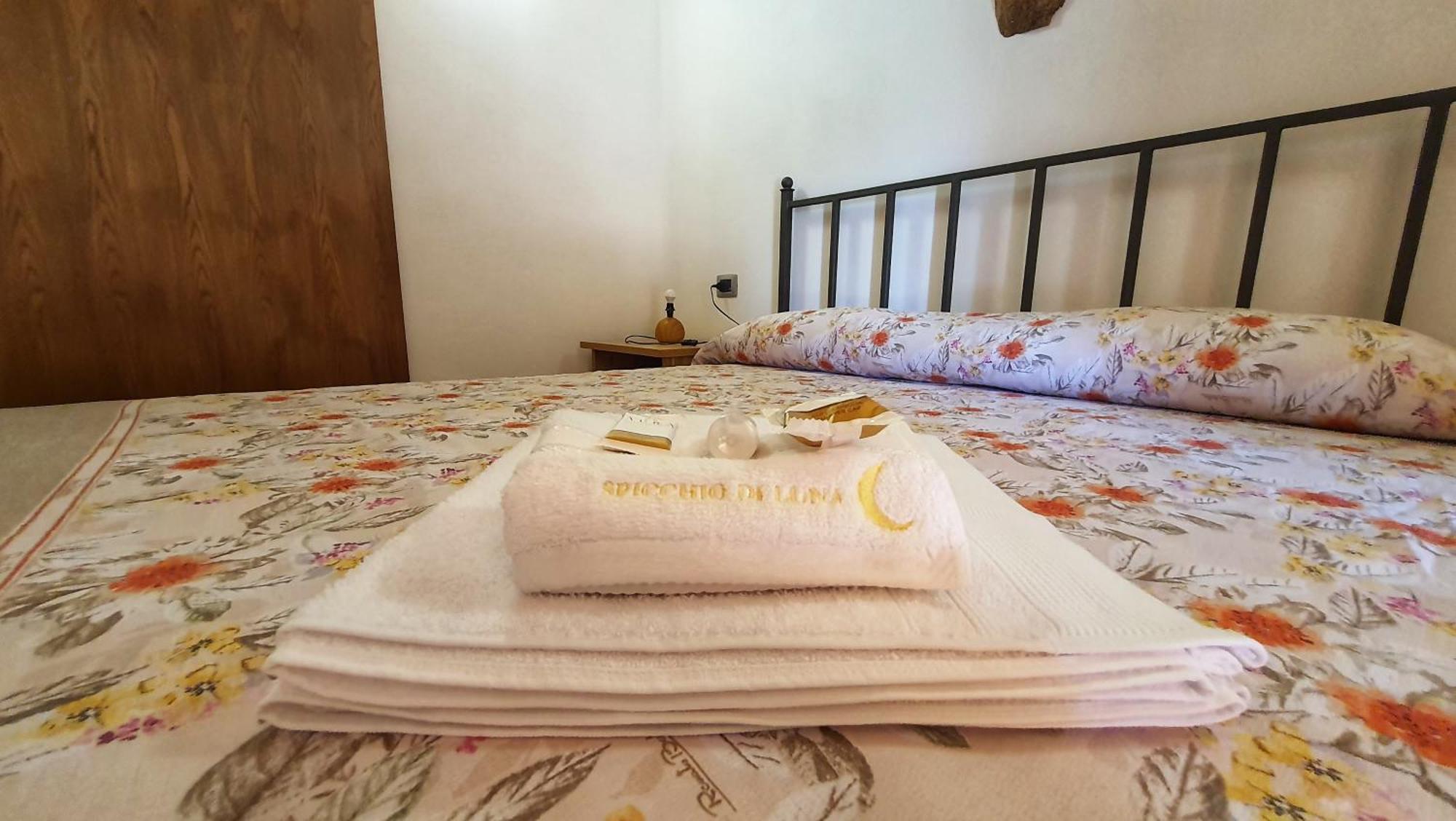 Spicchio Di Luna - Casa Vacanze Albiano Magra Exterior photo